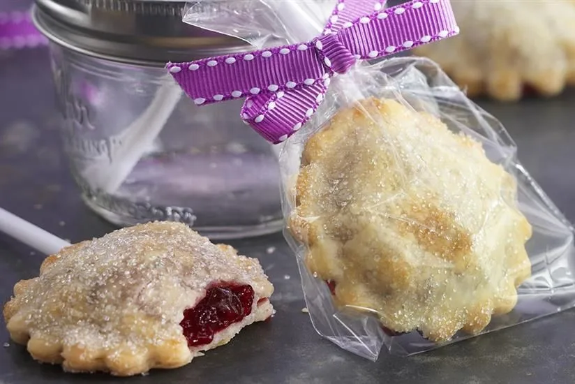 Rustic Cherry Berry Pie Pops