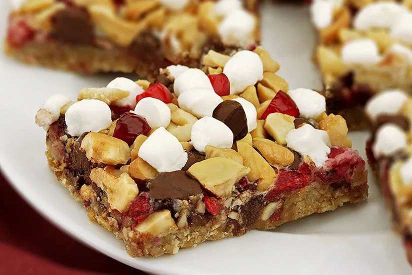 Cranberry Cashew Cookie Bar