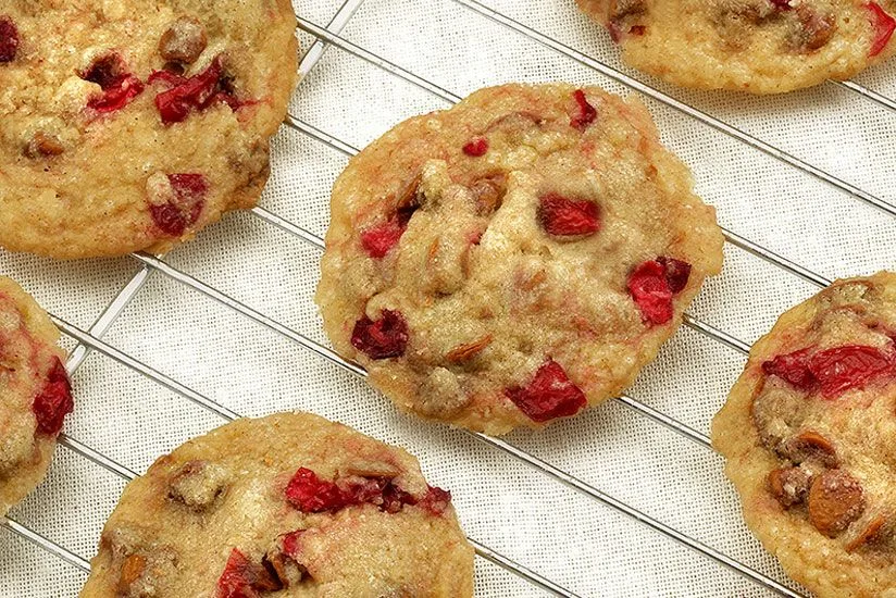 Cinnamon Cranberry Shortbread Cookies