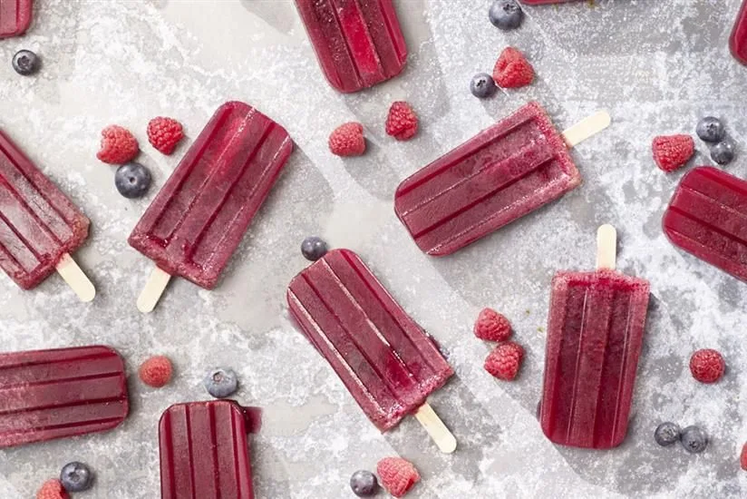 Diet Very Berry Lemonade Pops