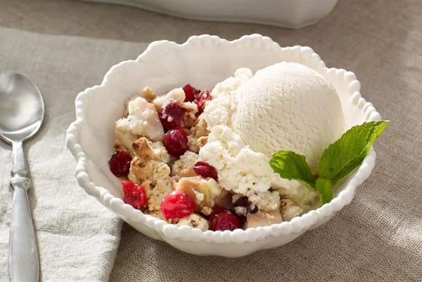 Cranberry Almond Pear Crisp - craisins