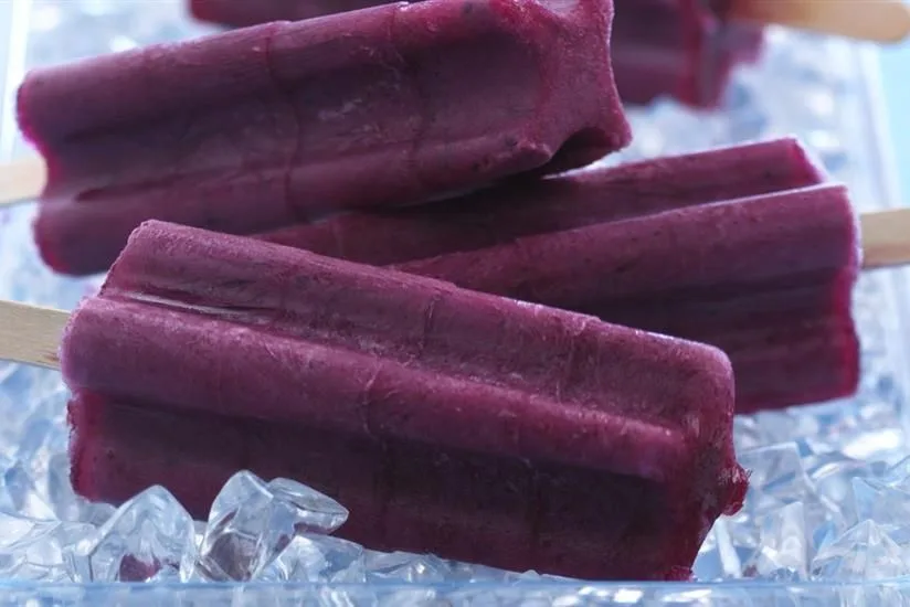 Frozen Blueberry Yogurt Pops